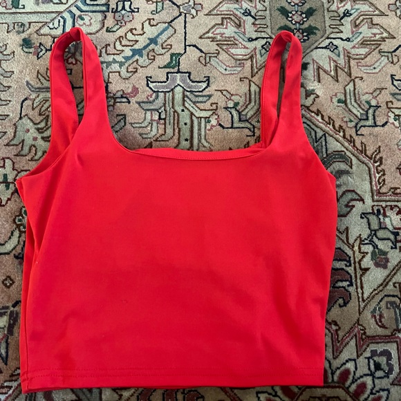 Red Top - Picture 2 of 2